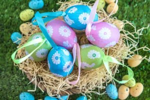 Hosting Easter Brunch? Welcome Friends and Family to a Clean Home – with Zero Effort!